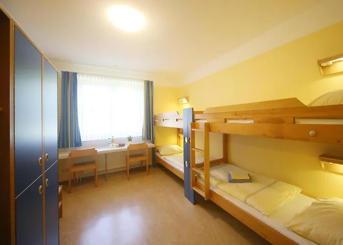 Jugendherberge Toenning Hostel *